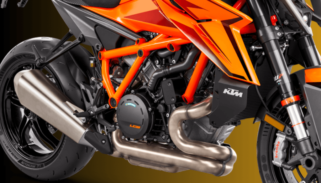 KTM 1390 Super Duke R Engine